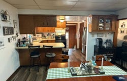 511 E Main St., Parkston, SD 57366