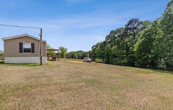 1048 Hubbard Road, Newton, AL 36352