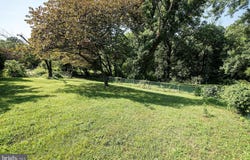 26 GEORGETOWN ROAD, BORDENTOWN, NJ 08505