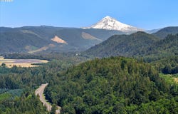 52955 E CHERRYVILLE DR, Sandy, OR 97055