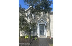 20 Hilltop Court, Troy, NY 12182