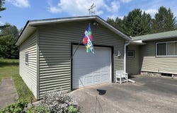 N1923 E Duck Lake Rd, Watersmeet, MI 49969