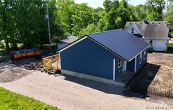 208 S Grand Avenue, Eldon, MO 65026