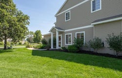 1806 111th Avenue NE, Blaine, MN 55449