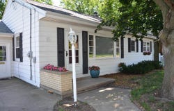 236 FRANKLIN Street, LITTLE CHUTE, WI 54914