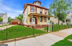 224 E WASHINGTON STREET, RIVERSIDE, NJ 08075