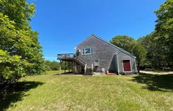 12 Lobsterville Road, Aquinnah, MA 02535