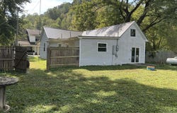 220 Colesburg Road, Elizabethtown, KY 42701