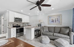 40 Folly Field Road, Hilton Head Island, SC 29928