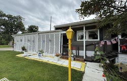 815 N 13Th Street, Centerville, IA 52544