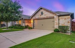 220 Allegrini St, Leander, TX 78641