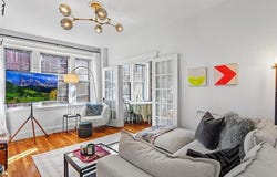 4 Crawford St 2, Cambridge, MA 02139