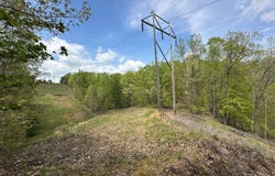 31 Clay Camp Road, Grayson, KY 41143