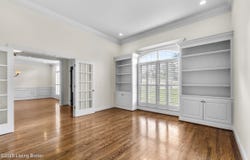 1701 Sylvan Cir, Goshen, KY 40026