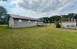 1301 Deer Park Lane, Mountain View, MO 65548