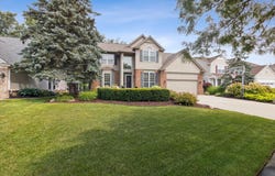 1128 Chestnut Lane, South Lyon, MI 48178
