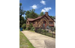 1621 S Main Street, Carthage, MO 64836