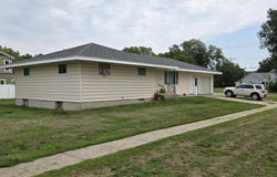 205 E 7th Avenue, Red Cloud, NE 68970
