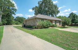 202 Chestnut Drive, Van, TX 75790