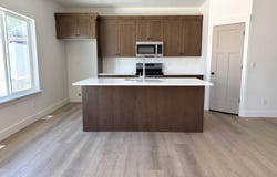99 S 940 E, Santaquin, UT 84655
