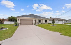5 FIFER LANE, PALM COAST, FL 32137