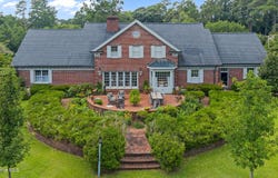 4517 W Fairway Drive, Trent Woods, NC 28562