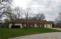 1208 Chapel Drive, Harrisonville, MO 64701