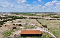 702 W 19 Rd, Phillips, NE 68865