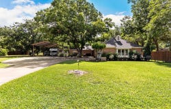 711 S Harrison Street, West, TX 76691