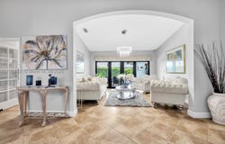 15462 SW 115th St, Miami, FL 33196