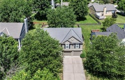 15868 W 157th Terrace, Olathe, KS 66062