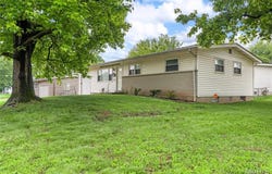 2185 Orleans Lane, Florissant, MO 63031