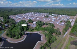 204 VILLAGE Drive, Welaka, FL 32193