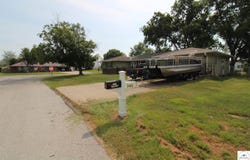 1401 Whipporwill, Clinton, MO 64735