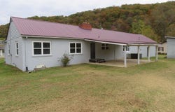 16 Mars Addition, West Hamlin, WV 25506