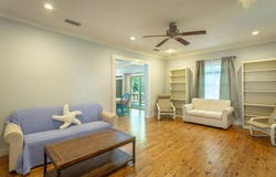 106 17th St, Apalachicola, FL 32320