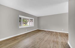 1039 N Indiana Street, Griffith, IN 46319