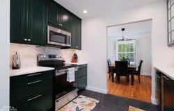 1412 Brys Drive, Grosse Pointe Woods, MI 48236