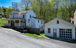 408 Chestnut Avenue, Hawley, PA 18428