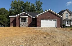 4423 Stone Wynde Dr, Louisville, KY 40272