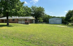 500 Curtis Road, Burleson, TX 76028
