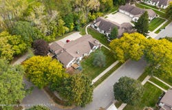 2735 Trudy Lane, Lansing, MI 48910