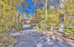 8150 WOLF RUN SHOALS ROAD, CLIFTON, VA 20124