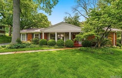 259 White Tree Lane, Ballwin, MO 63011