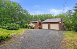 181 Williams Lane, Scotrun, PA 18355
