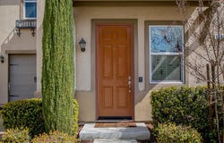 1587 STRADA Way N, Clovis, CA 93619