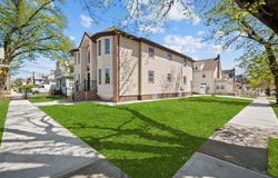 104-03 196  St, Hollis, NY 11412