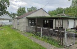2239 W 28th Street, Anderson, IN 46016