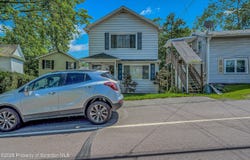 932 1/2 E Drinker Street, Dunmore, PA 18512