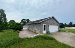 128 N 1000 E Road, Celestine, IN 47521